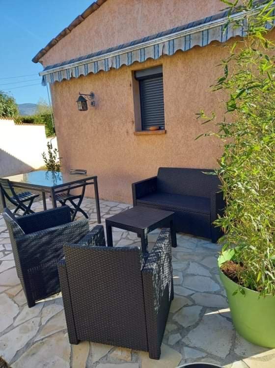 Studio Climatise Dans Villa Calme A 15Km De Cannes Peymeinade Kültér fotó